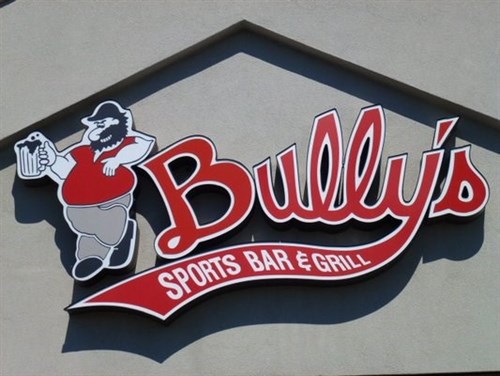Join the Happy Hour at Bully’s Sports Bar & Grill in Carson City, NV 89706