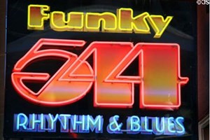 Funky 544