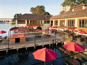 Lake Chalet Seafood Bar & Grill