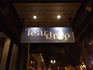 Teardrop Cocktail Lounge