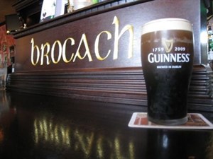 Brocach Irish Pub & Restaurant
