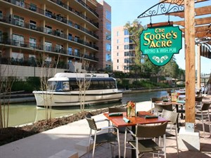 Goose's Acre Bistro & Irish Pub