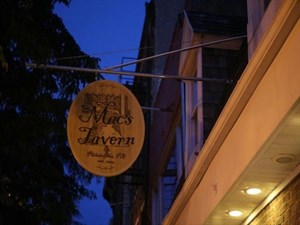 Mac's Tavern