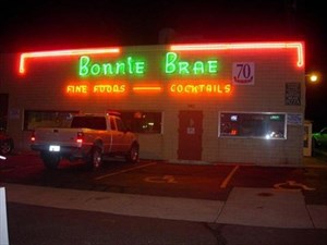 Bonnie Brae Tavern