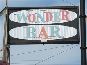 Wonder Bar