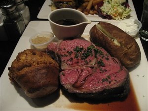 Annie's Paramount Steak House