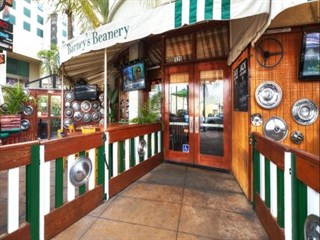 Barney's Beanery