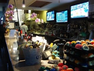 Surf City Billiards Bar & Cafe
