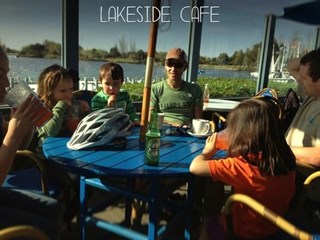 Lakeside Cafe and Restaurant