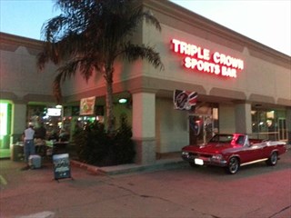 Triple Crown Sports Bar