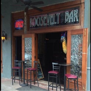 Roosevelt Hotel Bar