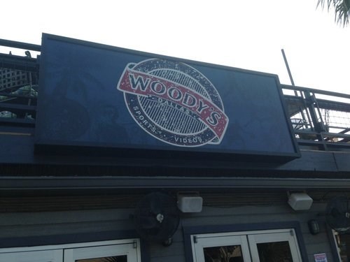 Woody's