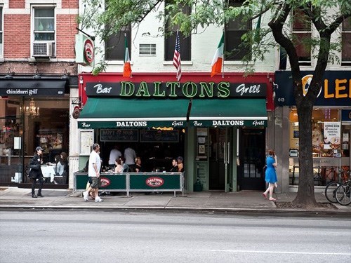 Dalton's Bar & Grill