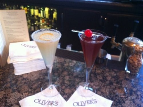 Oliver’s Lounge